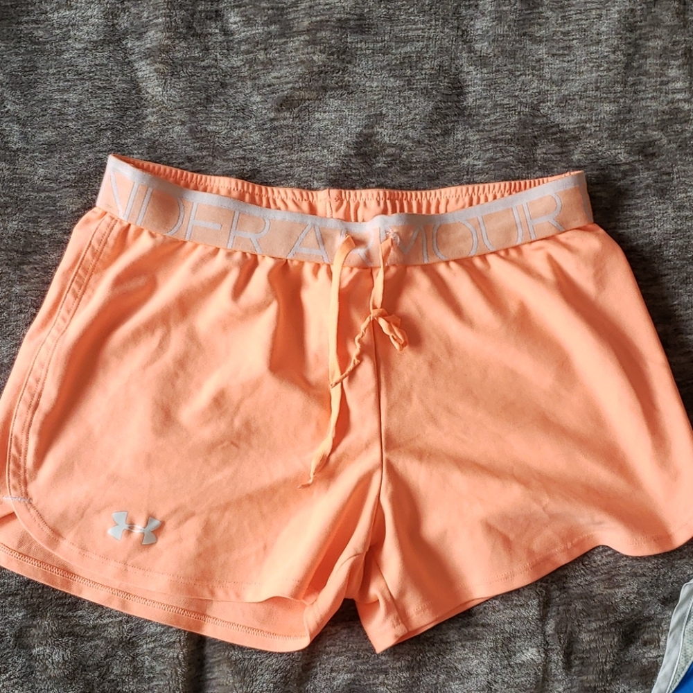 Womens Under Armour track shorts size small